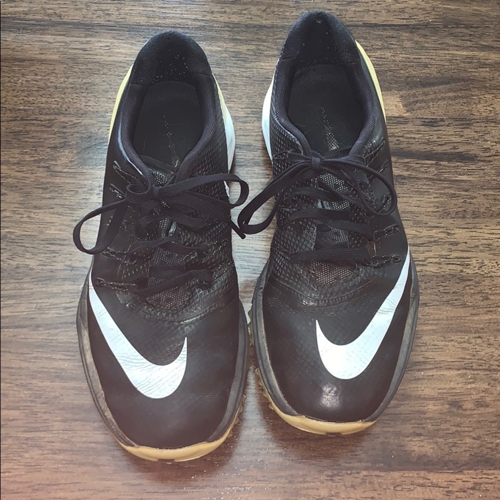 Size 9 Nike Lunarlon golf shoes with spikes